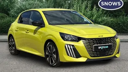 Used Peugeot 208 Allure 101 HP (74 kW) 2024 Yellow Hatchback