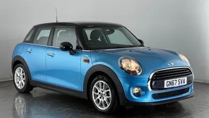 Used Mini Cooper Hatch 136 HP (100 kW) 2017 Blue Hatchback