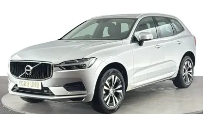 Used Volvo XC60 Momentum 250 HP (183 kW) 2019 Silver SUV