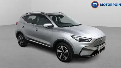 Usado MG ZS Trophy 114 kW (156 CV) 2023 Plateado SUV