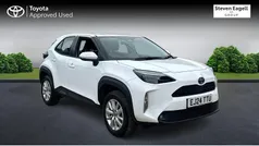 Used 2025 Toyota Yaris Hybrid Estate | £21,142 (Good price)