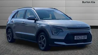 Gebraucht Kia Niro 141 PS (103 kW) 2023 SUV