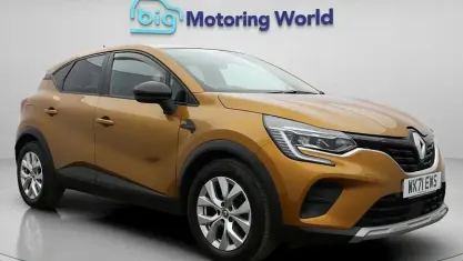 Used Renault Captur Iconic 140 HP (102 kW) 2021 Orange SUV