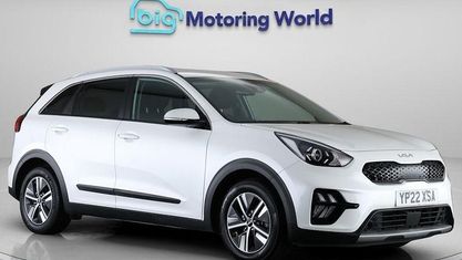 Używany Kia Niro 141 KM (103 kW) 2022 Biały SUV