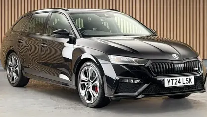 Used Skoda Octavia vRS 245 HP (180 kW) 2024 Black Estate