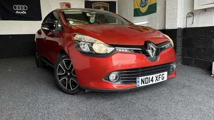 Used Renault Clio IV Dynamique 90 HP (66 kW) 2015 Hatchback