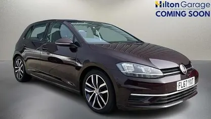 Used 2017 VW Golf VII SE Hatchback | £8,950 (Good price)