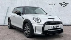 Used 2022 Mini Cooper S Classic Hatchback | £18,499 (Fair price)