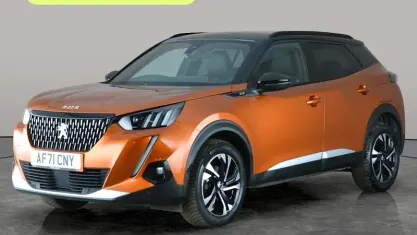 Usado Peugeot 2008 GTi 131 HP (96 kW) 2023 SUV