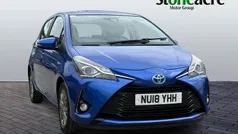 Blue Used 2018 Toyota Yaris Hybrid Hatchback | £11,599 (Fair price)