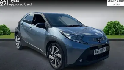 Used Toyota Aygo X 72 HP (52 kW) 2025 Grey SUV