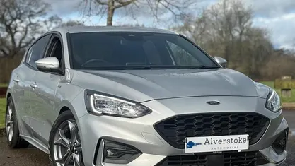Used Ford Focus ST-Line 120 HP (88 kW) 2020 Silver Hatchback