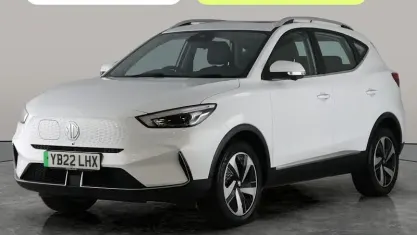 Used MG ZS Trophy 114 kW (156 HP) 2022 White SUV