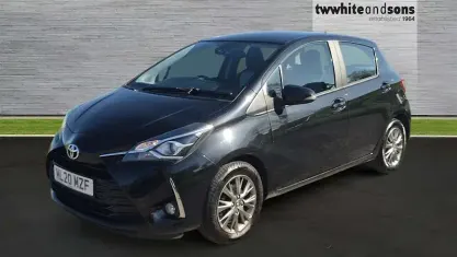 Begagnad Toyota Yaris 111 HK (81 kW) 2020 Halvkombi