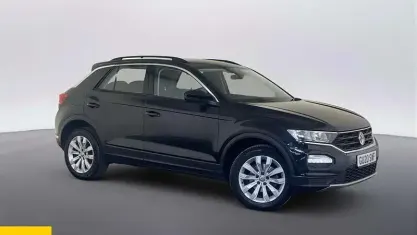 Usado VW T-Roc SE 150 HP (110 kW) 2020 Preto SUV