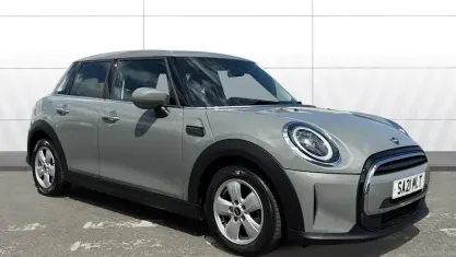 Used Mini Cooper Classic 136 HP (100 kW) 2022 Hatchback