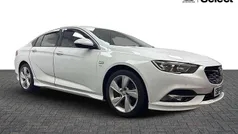 White Used 2019 Vauxhall Insignia SRi Hatchback | £8,400 (Fair price)