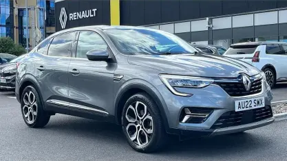 Used Renault Arkana Version S 143 HP (105 kW) 2022 Grey  SUV