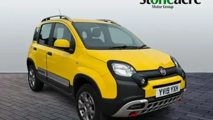 Used Fiat Panda Cross Cross 90 HP (66 kW) 2020 Yellow Hatchback