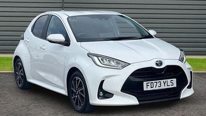 Second-hand Toyota Yaris Hybrid Design 116 CP (85 kW) 2026 Hatchback