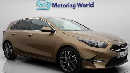 Used Kia Ceed 160 HP (117 kW) 2023 Bronze Hatchback