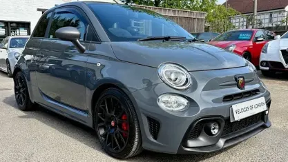 Begagnad Abarth 595 Competizione 182 HK (133 kW) 2022 Halvkombi