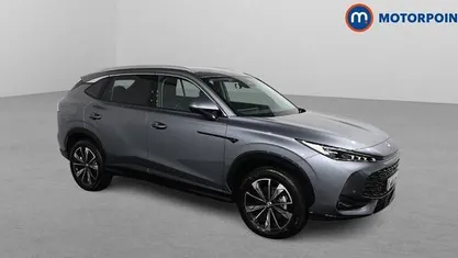 Used 2025 MG HS Trophy SUV | £22,699 (Fair price)