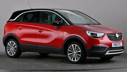 Used Vauxhall Crossland X 110 HP (80 kW) 2020 Red SUV