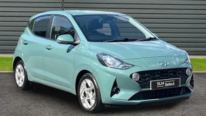 Used Hyundai i10 SE 67 HP (49 kW) 2021 Green Hatchback
