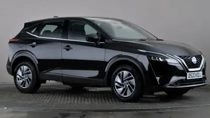 Used Nissan Qashqai Acenta Premium 158 HP (116 kW) 2023 Black SUV
