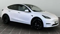White Used 2022 Tesla Model Y Long Range SUV | £24,695 (Super price)