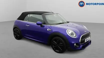 Usado Mini Cooper Cabriolet Sport 136 HP (100 kW) 2019 Azul Cabrios