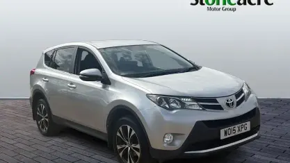 Used Toyota RAV4 124 HP (91 kW) 2015 Silver SUV