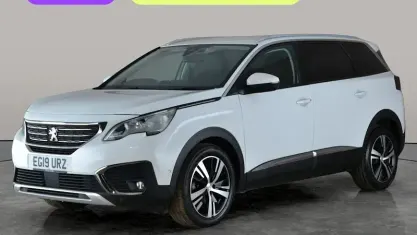 Begagnad Peugeot 5008 Allure 131 HK (96 kW) 2019 Vit SUV