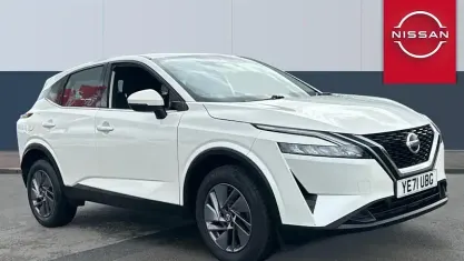 Used Nissan Qashqai Acenta Premium 158 HP (116 kW) 2021 White SUV