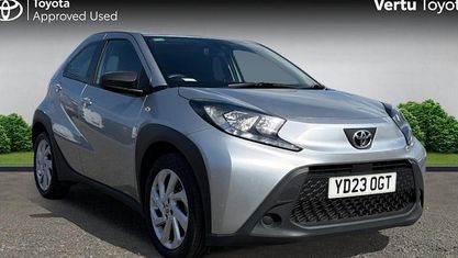 Używany Toyota Aygo X PURE 72 KM (52 kW) 2025 SUV