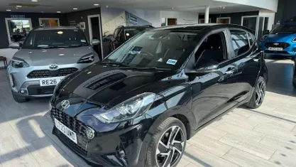 Used Hyundai i10 Premium 84 HP (61 kW) 2023 Hatchback