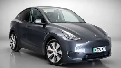 Used Tesla Model Y Long Range AWD 286 kW (389 HP) 2025 SUV