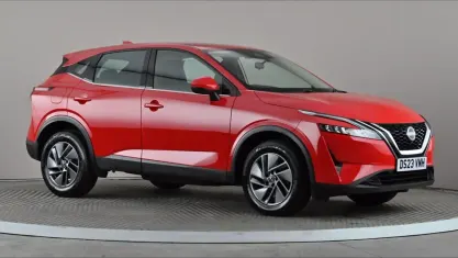Used Nissan Qashqai Acenta Premium 158 HP (116 kW) 2023 Red SUV