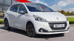 White Used 2017 Peugeot 208 Allure Premium Hatchback | £7,490 (Fair price)