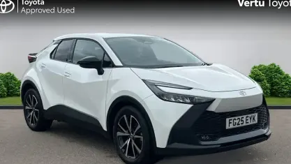 Used Toyota C-HR Design 140 HP (102 kW) 2025 White SUV