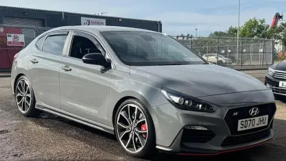 Used Hyundai i30 275 HP (202 kW) 2020 Hatchback