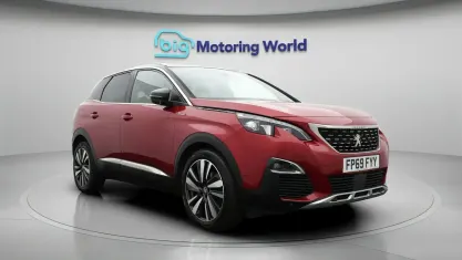 Used Peugeot 3008 Premium 131 HP (96 kW) 2019 Red SUV