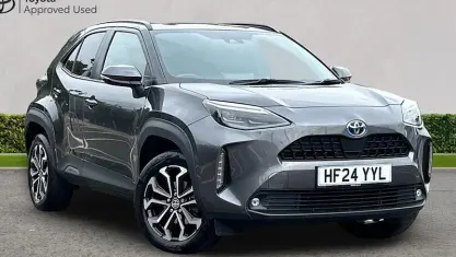 Used Toyota Yaris Cross Design 116 HP (85 kW) 2024 Grey SUV