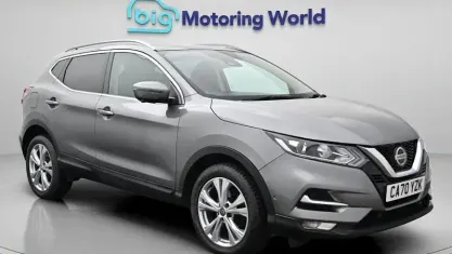 Usado Nissan Qashqai N-Connecta 160 HP (117 kW) 2020 Cinzento SUV