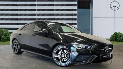 Begagnad Mercedes CLA200 Executive 163 HK (119 kW) 2022 Sedan