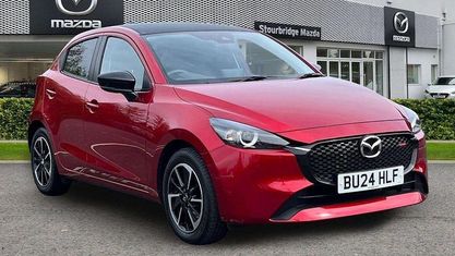 Begagnad Mazda 2 Homura-Aka 90 HK (66 kW) 2024 Röd Halvkombi