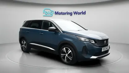 Used Peugeot 5008 GT 131 HP (96 kW) 2023 Blue SUV