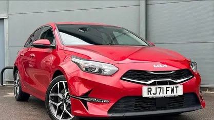 Used Kia Ceed 160 HP (117 kW) 2021 Hatchback