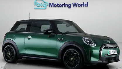 Used 2023 Mini Cooper Level 2 Hatchback | £15,300 (Fair price)